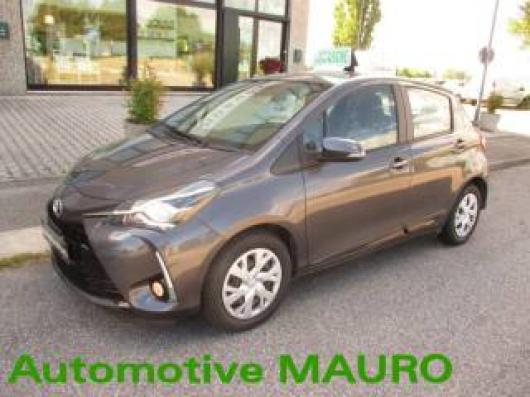 usato TOYOTA Yaris