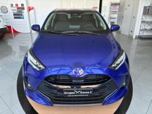 usato TOYOTA Yaris