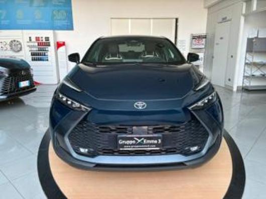 usato TOYOTA C HR