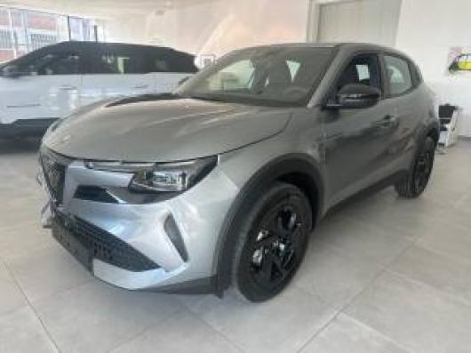 nuovo ALFA ROMEO Junior