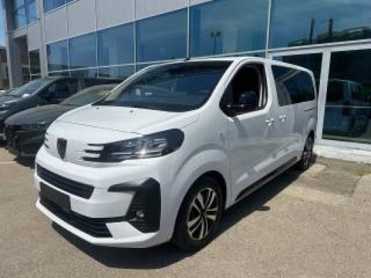 Km 0 PEUGEOT Traveller