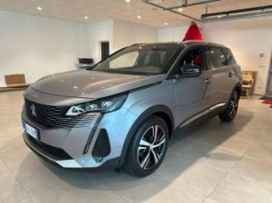 usato PEUGEOT 5008