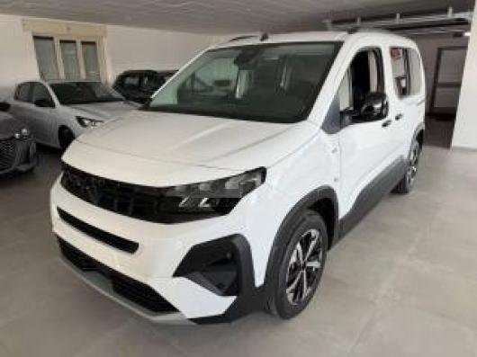 Km 0 PEUGEOT Rifter