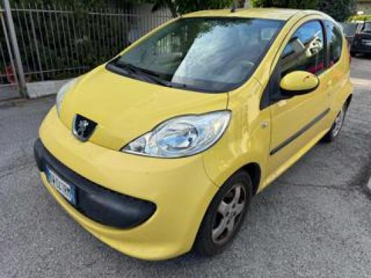 usato PEUGEOT 107