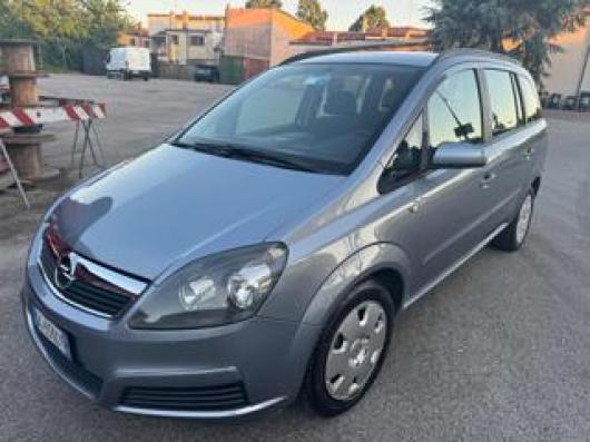 usato OPEL Zafira