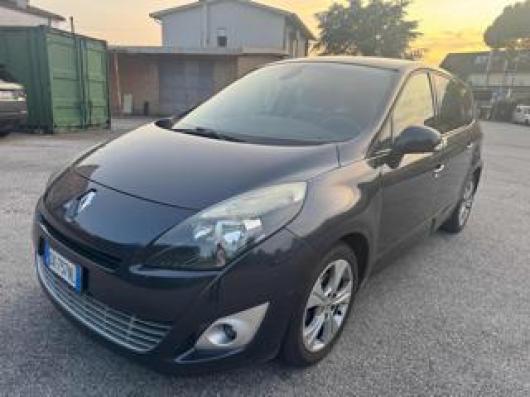 usato RENAULT Scenic