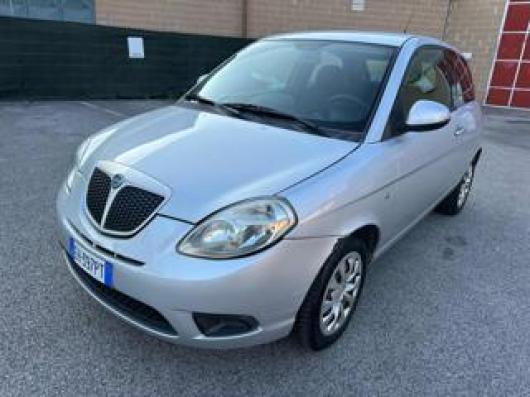 usato LANCIA Ypsilon