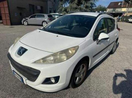 usato PEUGEOT 207