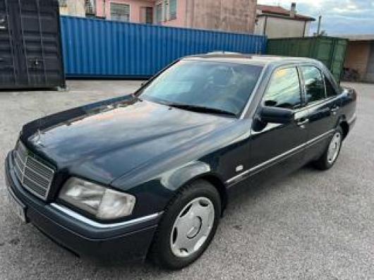 usato MERCEDES C 180