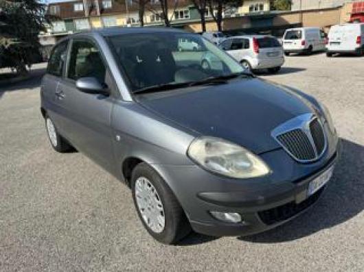 usato LANCIA Ypsilon
