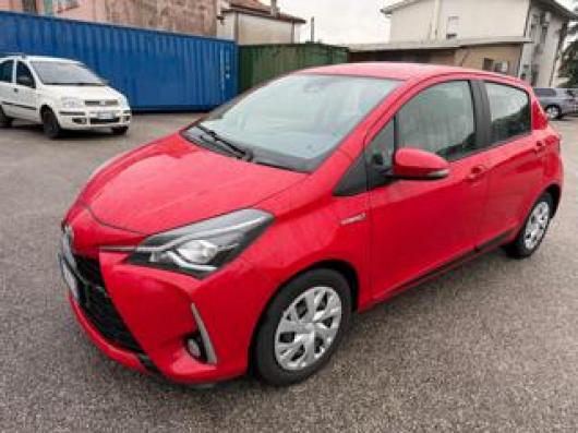 usato TOYOTA Yaris
