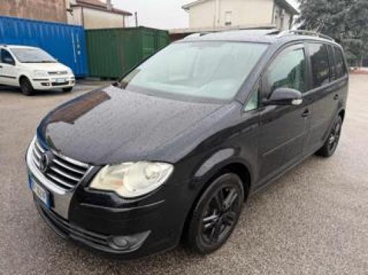 usato VOLKSWAGEN Touran