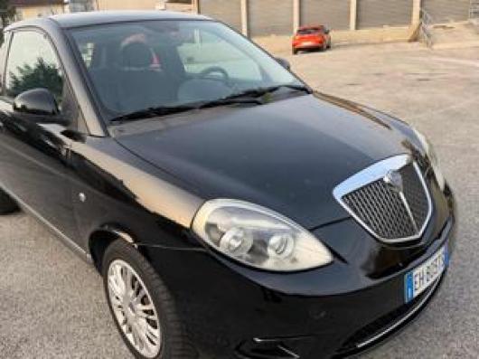 usato LANCIA Ypsilon