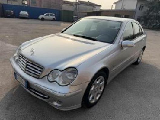 usato MERCEDES C 220