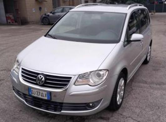 usato VOLKSWAGEN Touran