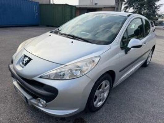 usato PEUGEOT 207