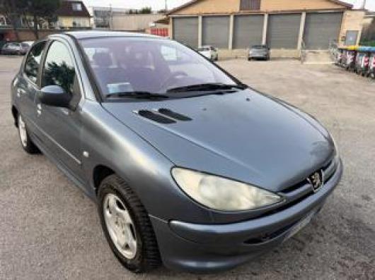 usato PEUGEOT 206