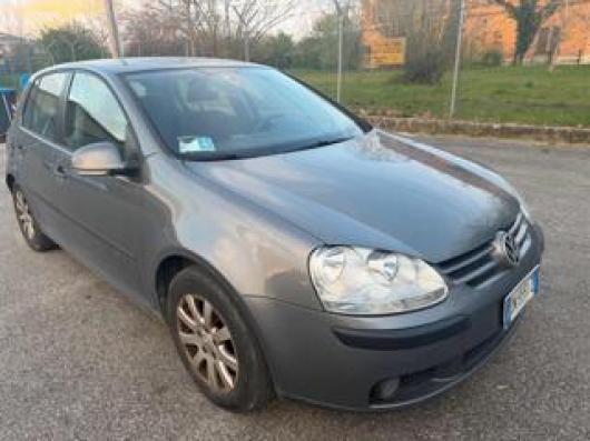 usato VOLKSWAGEN Golf