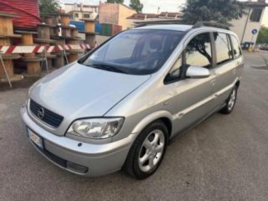 usato OPEL Zafira