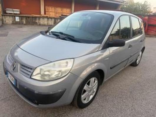usato RENAULT Grand Scenic