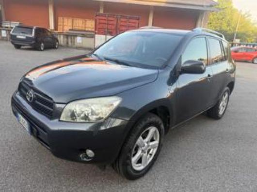 usato TOYOTA RAV 4 MY23