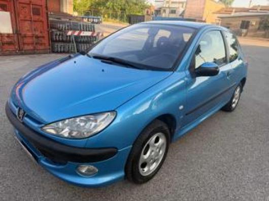 usato PEUGEOT 206