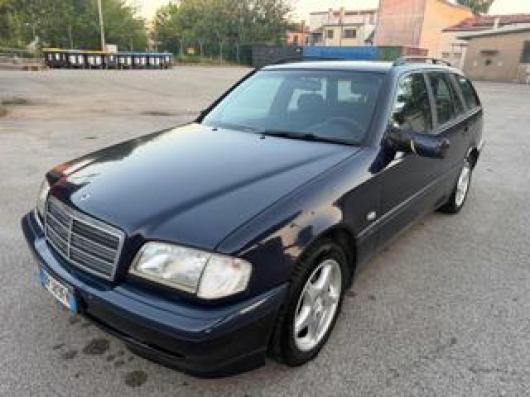 usato MERCEDES C 200
