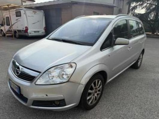 usato OPEL Zafira