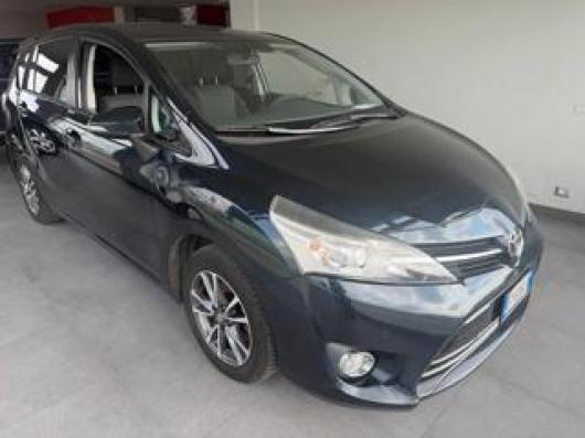 usato TOYOTA Verso