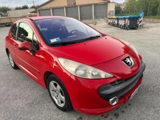 usato PEUGEOT 207