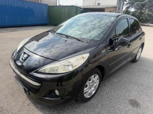 usato PEUGEOT 207