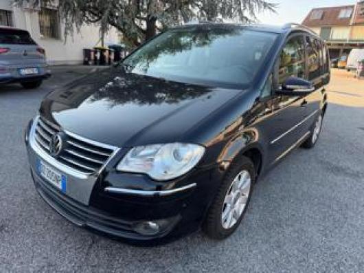 usato VOLKSWAGEN Touran