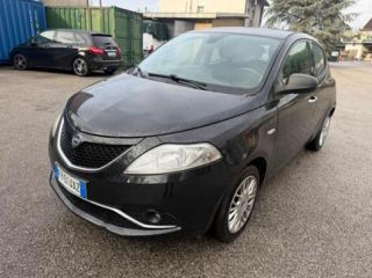 usato LANCIA Ypsilon