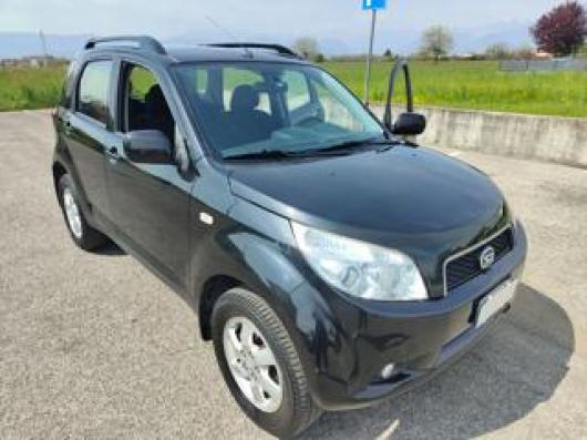 usato DAIHATSU Terios