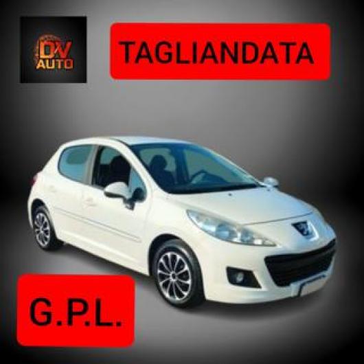 usato PEUGEOT 207