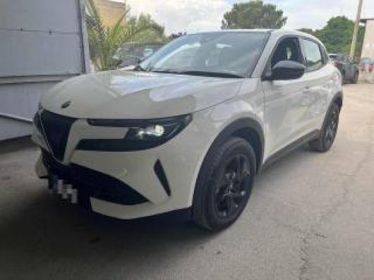 nuovo ALFA ROMEO Junior