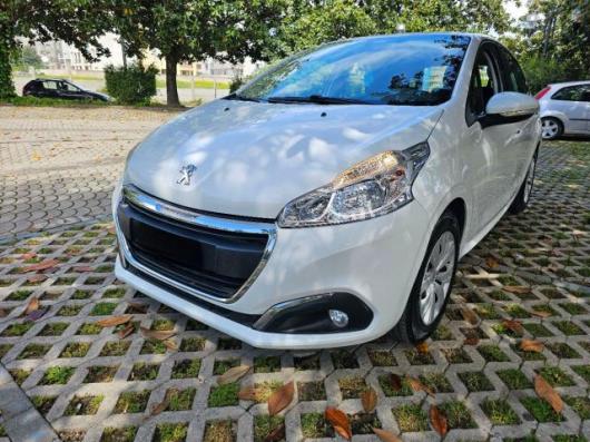 usato PEUGEOT 208