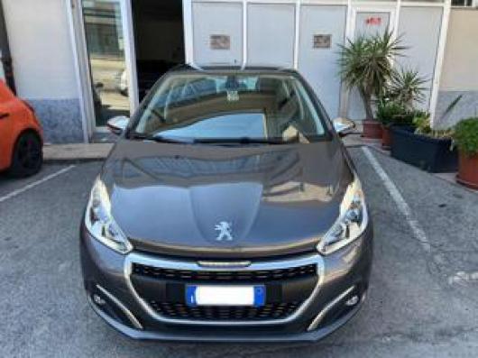 usato PEUGEOT 208