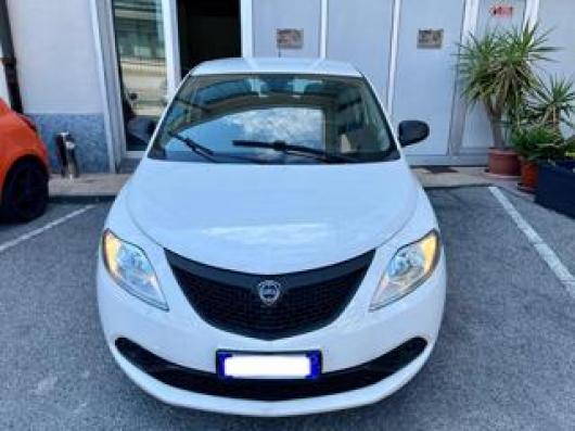 usato LANCIA Ypsilon