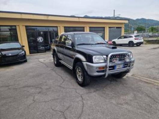 usato MITSUBISHI L200