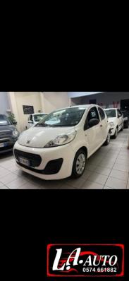 usato PEUGEOT 107