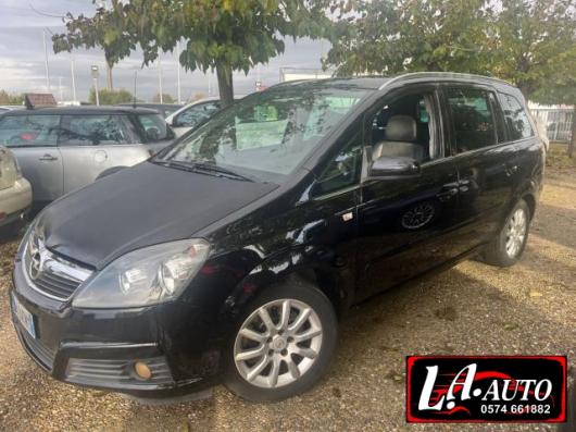 usato OPEL Zafira