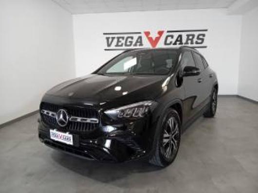 usato MERCEDES GLA 180