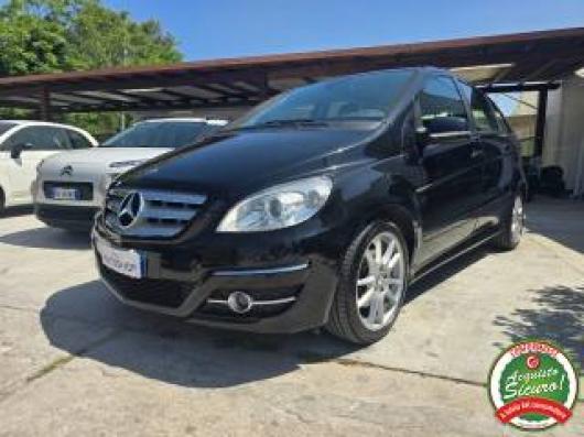 usato MERCEDES B 200