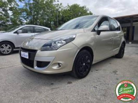 usato RENAULT Scenic