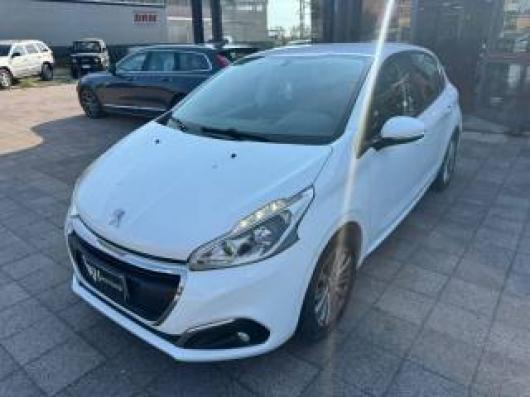 usato PEUGEOT 208
