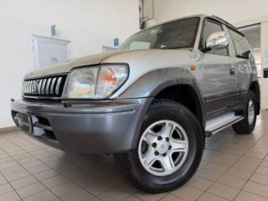usato TOYOTA Land Cruiser