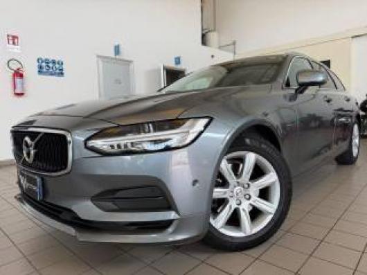 V90