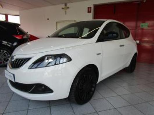 usato LANCIA Ypsilon