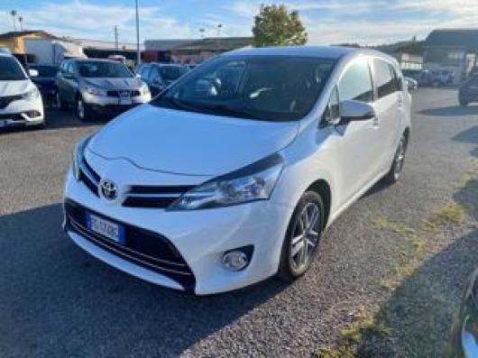 usato TOYOTA Verso